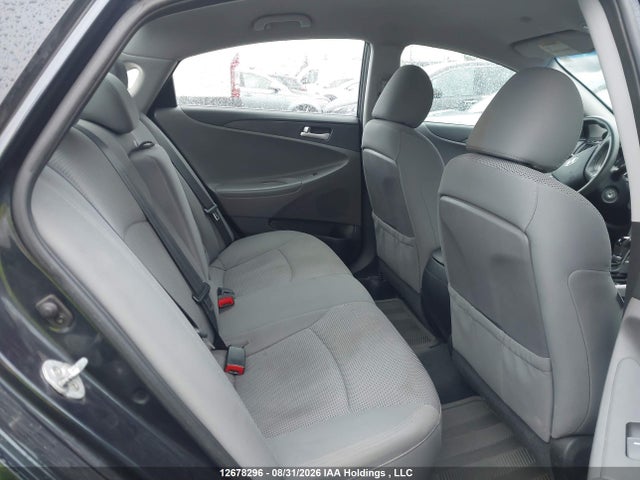 12678296 :رقم المزاد ، 5NPEB4AC4DH690179 vin ، 2013 Hyundai Sonata Gls مزاد بيع