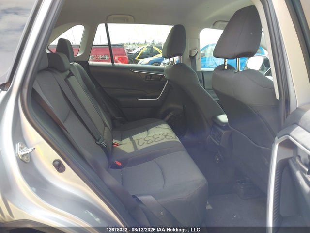 Toyota RAV4 LE 2025 2T3B1RFV8SC495125 Image 8