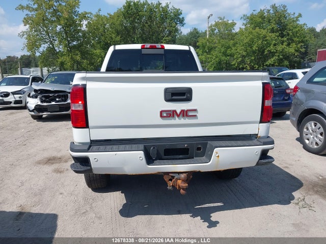 1GT120E88FF620131 GMC Sierra K2500 Denali