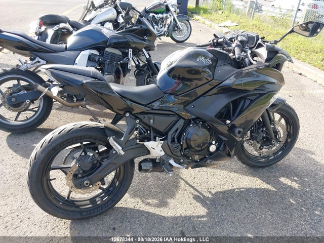 Kawasaki Ex650 F 2017 JKAEXEK10HDA00330 Image 8