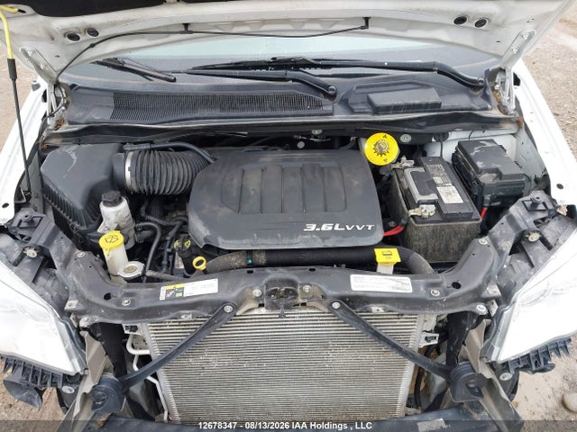 Dodge Grand Caravan Crew 2017 2C4RDGDG0HR845735 Image 10