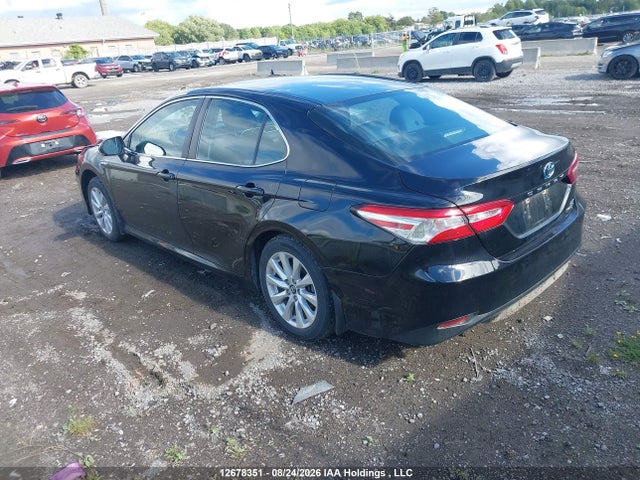 Продажа на аукционе авто 2018 Toyota Camry Hybrid Le, vin: 4T1B31HK6JU003356, номер лота: 12678351