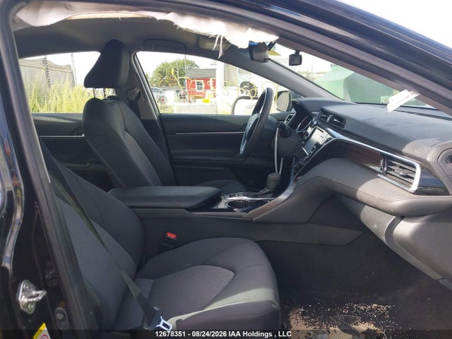 Продажа на аукционе авто 2018 Toyota Camry Hybrid Le, vin: 4T1B31HK6JU003356, номер лота: 12678351