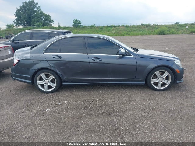 2009 Mercedes-benz C 300 მანქანა იყიდება აუქციონზე, vin: WDDGF81X09F348744, აუქციონის ნომერი: 12678369