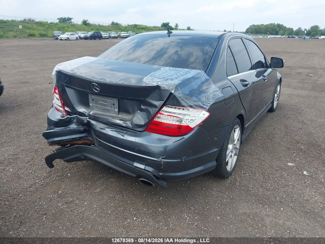 2009 Mercedes-benz C 300 მანქანა იყიდება აუქციონზე, vin: WDDGF81X09F348744, აუქციონის ნომერი: 12678369