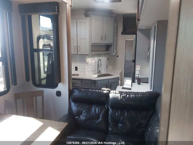 Keystone Fuzion 2019 4YDF42938KF810609 Image 5