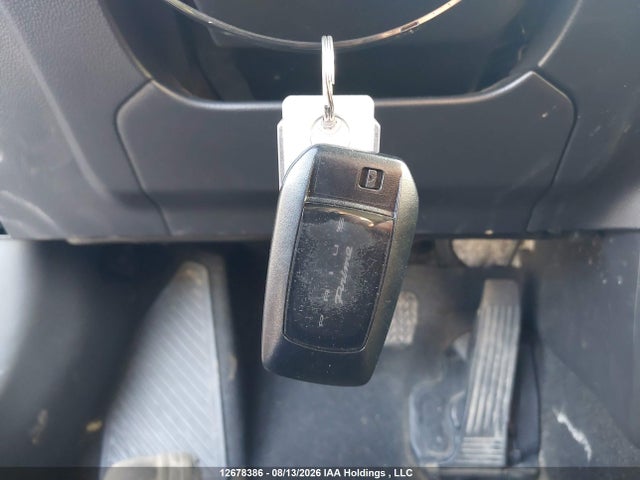 Продаж на аукціоні авто 2025 Toyota Prius Plug-in Hybrid Se, vin: JTDACACU2S3046611, номер лоту: 12678386