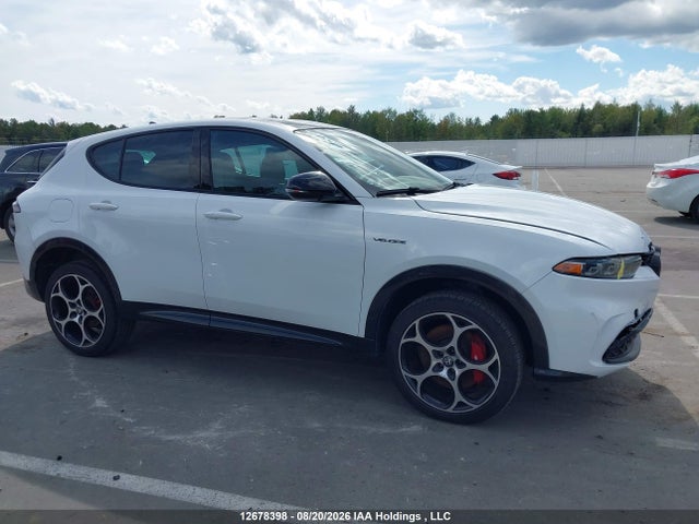Alfa Romeo Tonale Veloce 2023 ZASNATDN2P3037350 Image 13