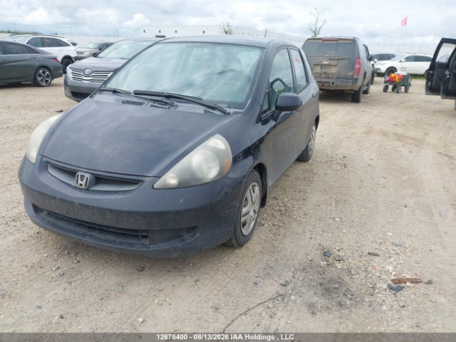 Продажа на аукционе авто 2007 Honda Fit, vin: JHMGD38407S818627, номер лота: 12678400