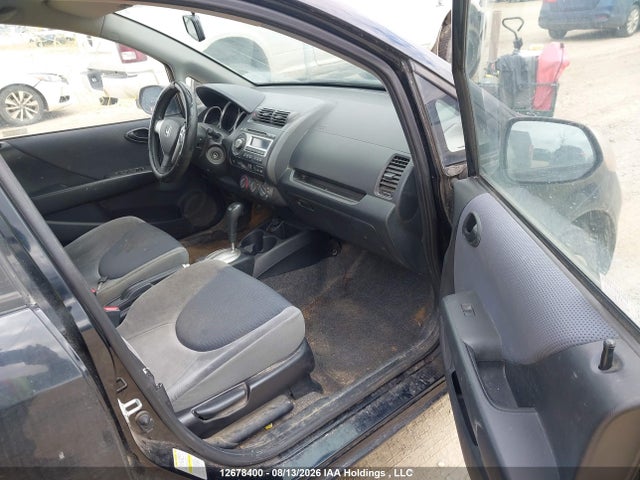Продажа на аукционе авто 2007 Honda Fit, vin: JHMGD38407S818627, номер лота: 12678400