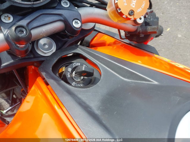 KTM 1290 Super Duke R 2016 VBKV39402GM937249 Image 11