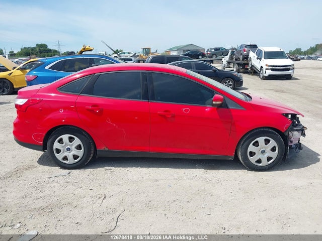 Ford FOCUS SE 2014 1FADP3F25EL256427 Image 14