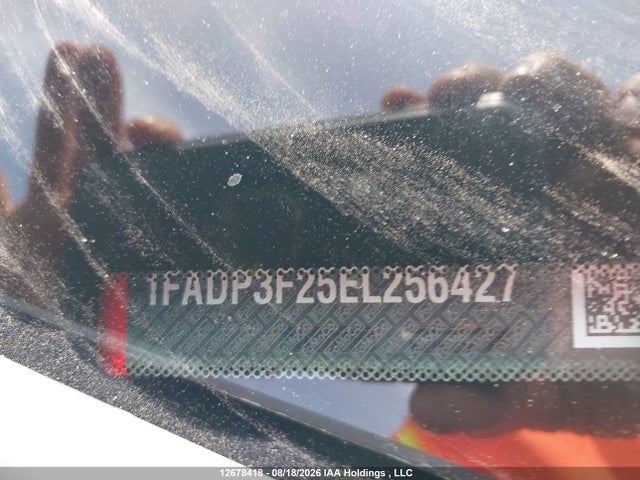 Ford FOCUS SE 2014 1FADP3F25EL256427 Image 19
