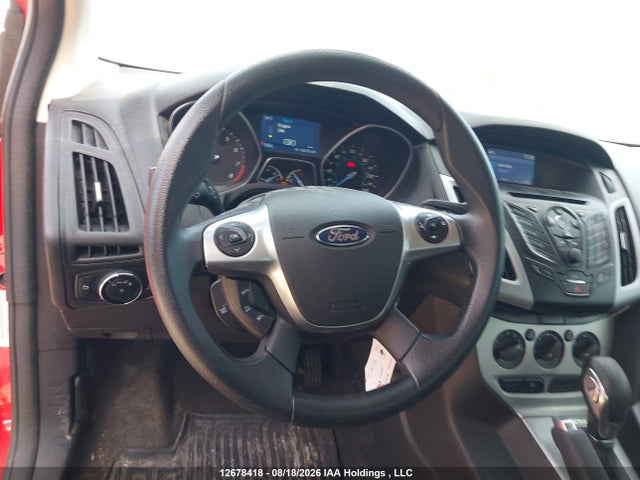 Ford FOCUS SE 2014 1FADP3F25EL256427 Image 21