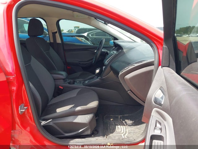 Ford FOCUS SE 2014 1FADP3F25EL256427 Image 5