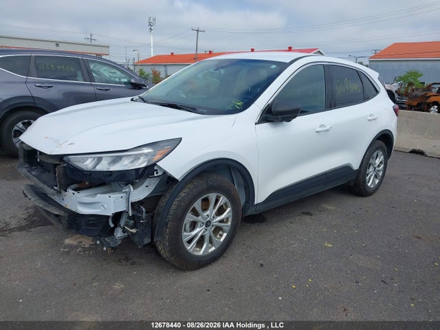 1FMCU9GNXRUB32675 Ford Escape Active