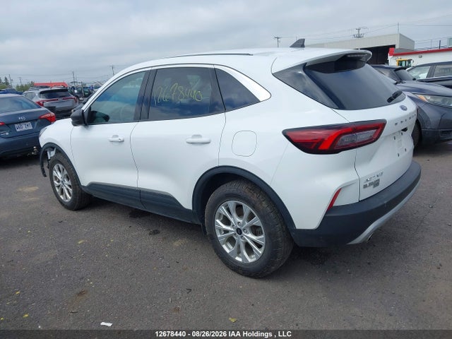 1FMCU9GNXRUB32675 Ford Escape Active