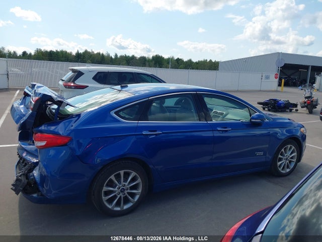 Продажа на аукционе авто 2017 Ford Fusion Energi Se Luxury, vin: 3FA6P0PU5HR255887, номер лота: 12678446