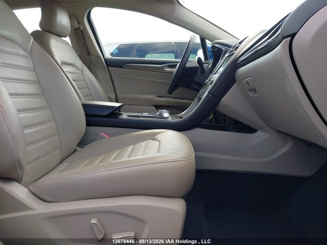 Продажа на аукционе авто 2017 Ford Fusion Energi Se Luxury, vin: 3FA6P0PU5HR255887, номер лота: 12678446