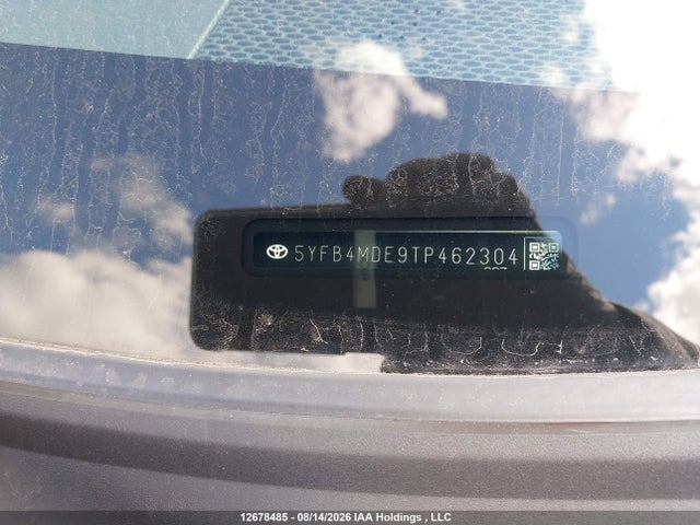 5YFB4MDE9TP462304 Toyota COROLLA LE
