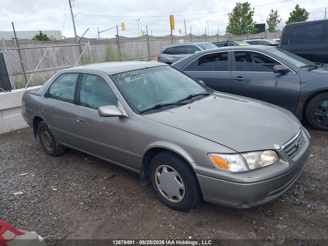 12678491 :رقم المزاد ، JT2BG22K4Y0520253 vin ، 2000 Toyota Camry Ce/le/xle مزاد بيع