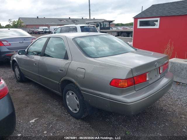 12678491 :رقم المزاد ، JT2BG22K4Y0520253 vin ، 2000 Toyota Camry Ce/le/xle مزاد بيع