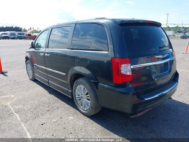 Auction sale of the 2012 Chrysler Town & Country Limited, vin: 2C4RC1GG7CR232371, lot number: 12656940