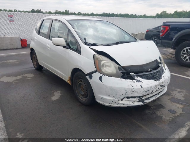 12642192 :رقم المزاد ، JHMGE8H55AS801042 vin ، 2010 Honda Fit Lx مزاد بيع