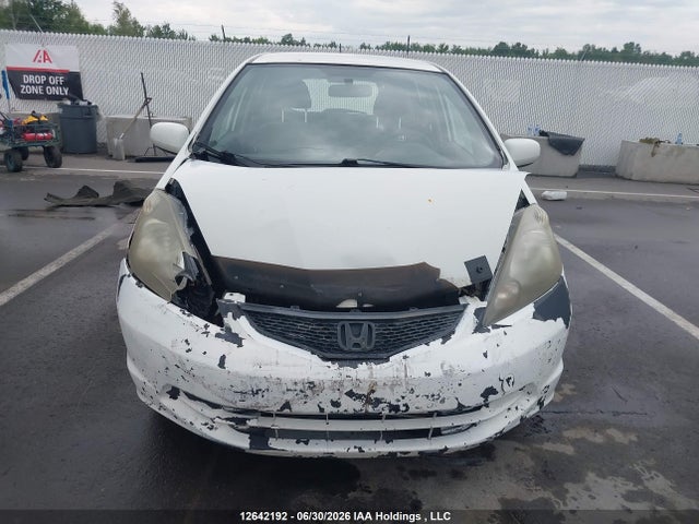 Auction sale of the 2010 Honda Fit Lx, vin: JHMGE8H55AS801042, lot number: 12642192