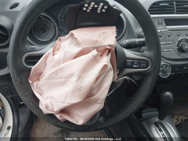 12642192 :رقم المزاد ، JHMGE8H55AS801042 vin ، 2010 Honda Fit Lx مزاد بيع