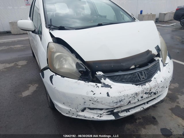 12642192 :رقم المزاد ، JHMGE8H55AS801042 vin ، 2010 Honda Fit Lx مزاد بيع