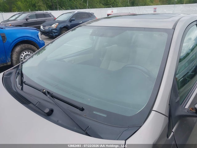 Toyota COROLLA LE 2015 2T1BURHE2FC345661 Image 17