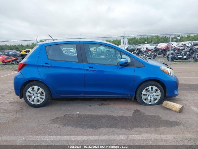 2017 Toyota Yaris Le მანქანა იყიდება აუქციონზე, vin: VNKKTUD37HA084357, აუქციონის ნომერი: 12662631