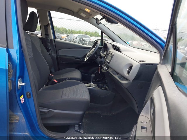 2017 Toyota Yaris Le მანქანა იყიდება აუქციონზე, vin: VNKKTUD37HA084357, აუქციონის ნომერი: 12662631