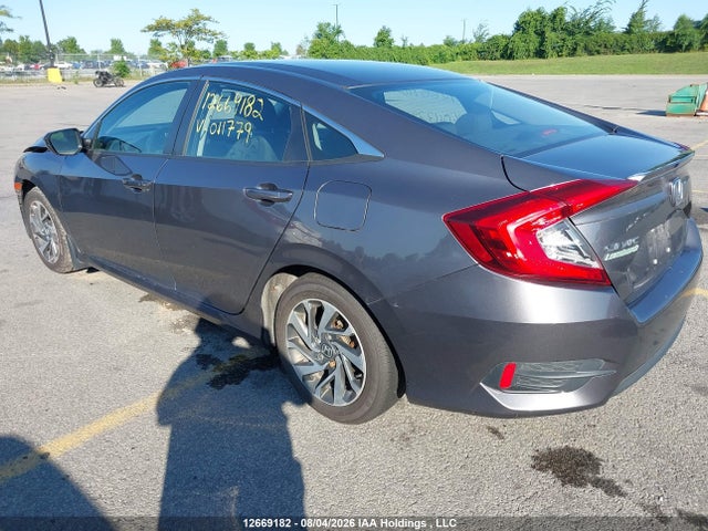 12669182 :رقم المزاد ، 2HGFC2F60JH011779 vin ، 2018 Honda Civic Se مزاد بيع