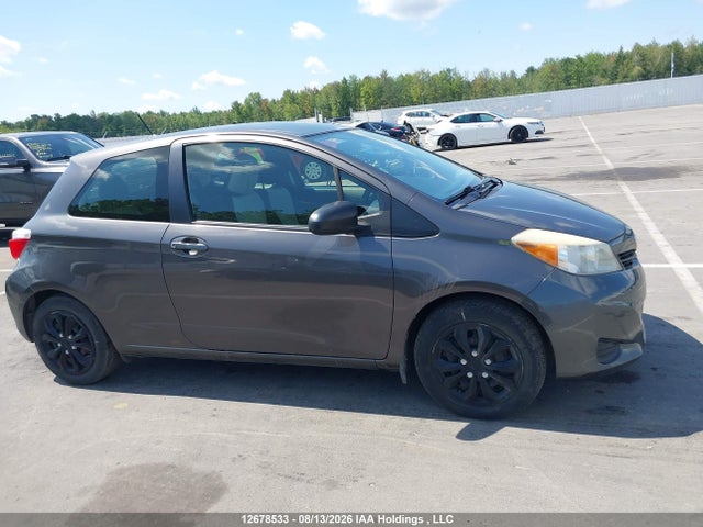 12678533 :رقم المزاد ، JTDJTUD33CD516373 vin ، 2012 Toyota Yaris مزاد بيع