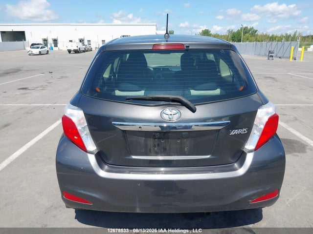 12678533 :رقم المزاد ، JTDJTUD33CD516373 vin ، 2012 Toyota Yaris مزاد بيع