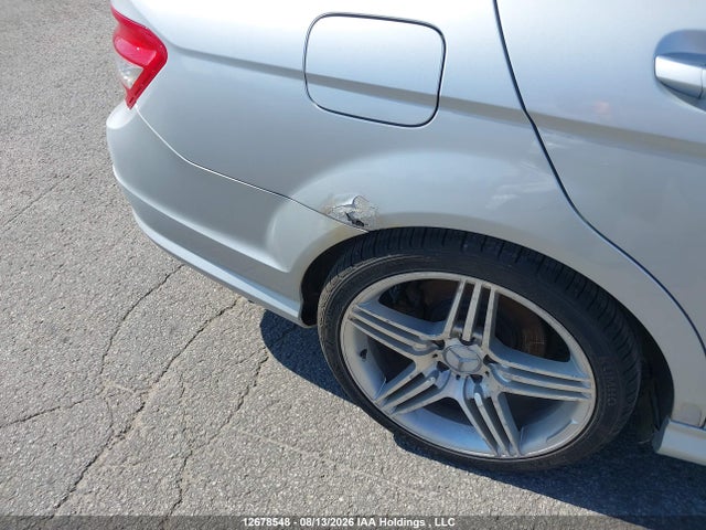 2010 Mercedes-benz C 350 4matic მანქანა იყიდება აუქციონზე, vin: WDDGF8HB9AF367307, აუქციონის ნომერი: 12678548