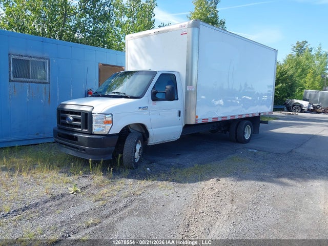 Продажа на аукционе авто 2024 Ford Econoline E450 Super Duty Cutaway Van, vin: 1FDXE4FN8RDD19190, номер лота: 12678554