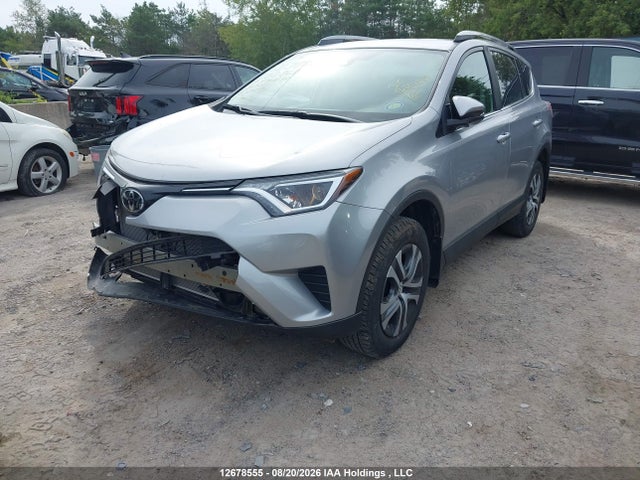 2T3BFREV1HW588868 Toyota RAV4 LE