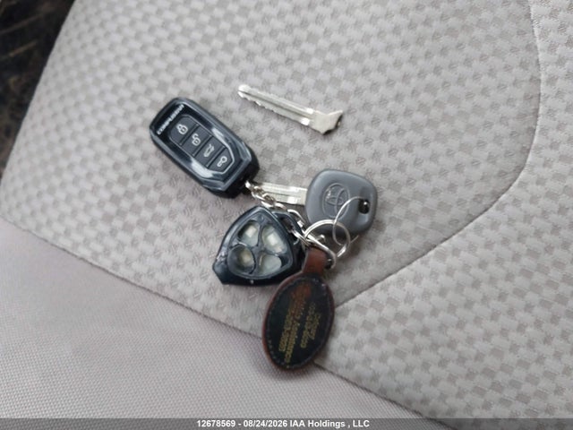 Продажа на аукционе авто 2006 Toyota Rav4, vin: JTMBD33V266012999, номер лота: 12678569