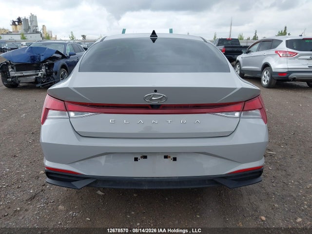 KMHLM4AG4NU360985 Hyundai Elantra Preferred Ivt With Sun And Tech Package