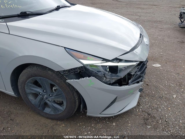 KMHLM4AG4NU360985 Hyundai Elantra Preferred Ivt With Sun And Tech Package