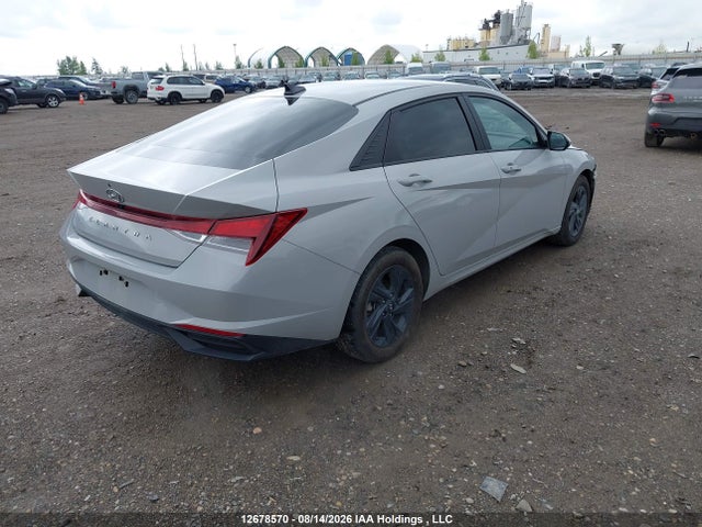 KMHLM4AG4NU360985 Hyundai Elantra Preferred Ivt With Sun And Tech Package