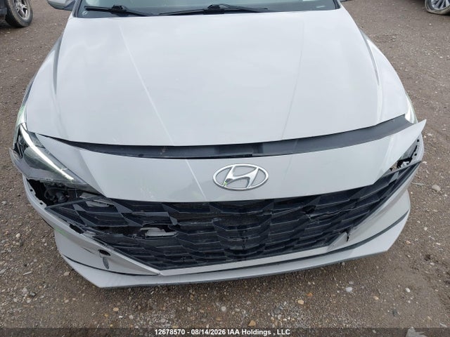 KMHLM4AG4NU360985 Hyundai Elantra Preferred Ivt With Sun And Tech Package