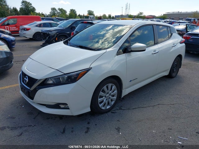 Nissan LEAF SV 2018 1N4AZ1CP5JC310949 Image 2