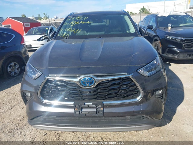 2020 Toyota Highlander Hybrid Limited მანქანა იყიდება აუქციონზე, vin: 5TDEBRCH5LS012281, აუქციონის ნომერი: 12678611