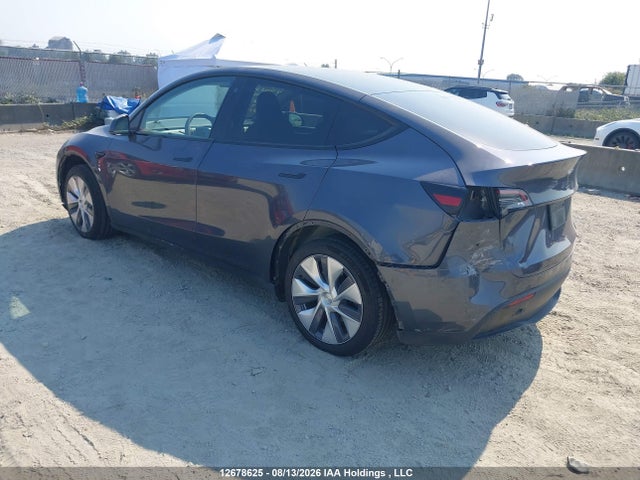 Tesla Model Y 2023 LRWYGDFD2PC227549 Image 3