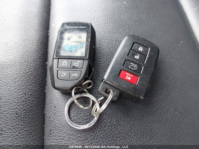 12678649 :رقم المزاد ، 2T3JFREV7HW637910 vin ، 2017 Toyota Rav4 Se مزاد بيع