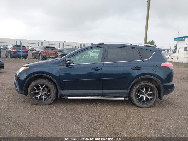 12678649 :رقم المزاد ، 2T3JFREV7HW637910 vin ، 2017 Toyota Rav4 Se مزاد بيع